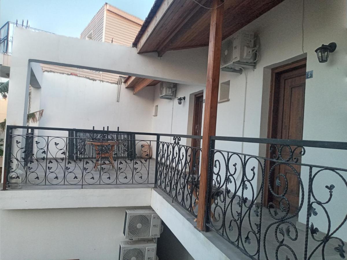Magic Moon Guest House Famagusta  Zewnętrze zdjęcie