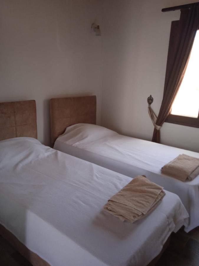 Magic Moon Guest House Famagusta  Zewnętrze zdjęcie